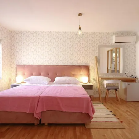 And With Wifi - 14030 Гостьовий будинок 4*