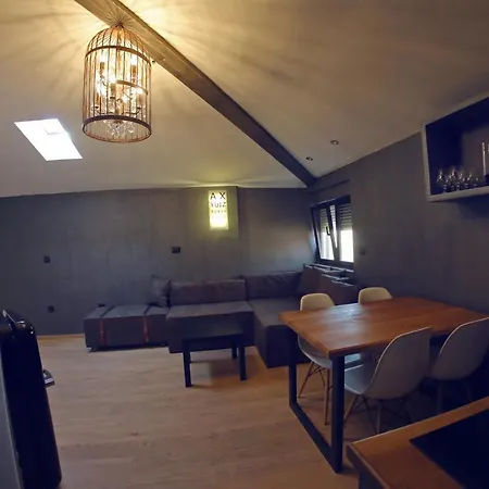 Гостьовий будинок And With Wifi - 14030 Задар